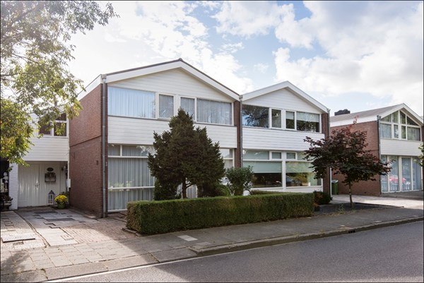 Eksterlaan 32, Leerdam